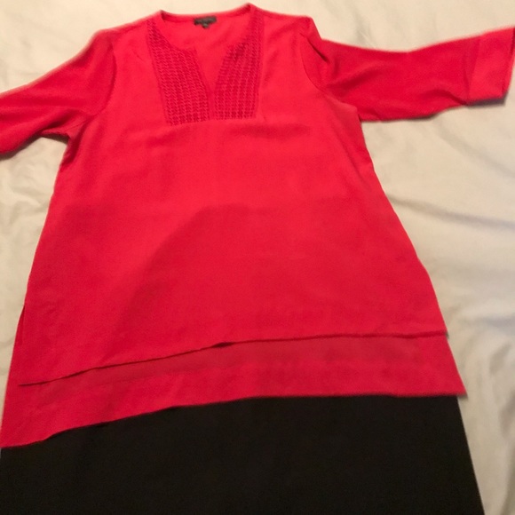 20-B). New 🌺 Lovely Blouse (skirt NOT included) - Picture 1 of 6